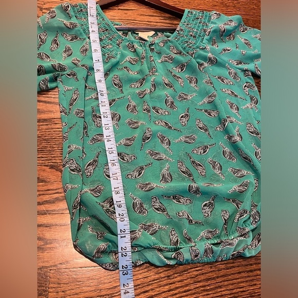Banana Republic Women’s Blouse size XS green birds print - Picture 7 of 7